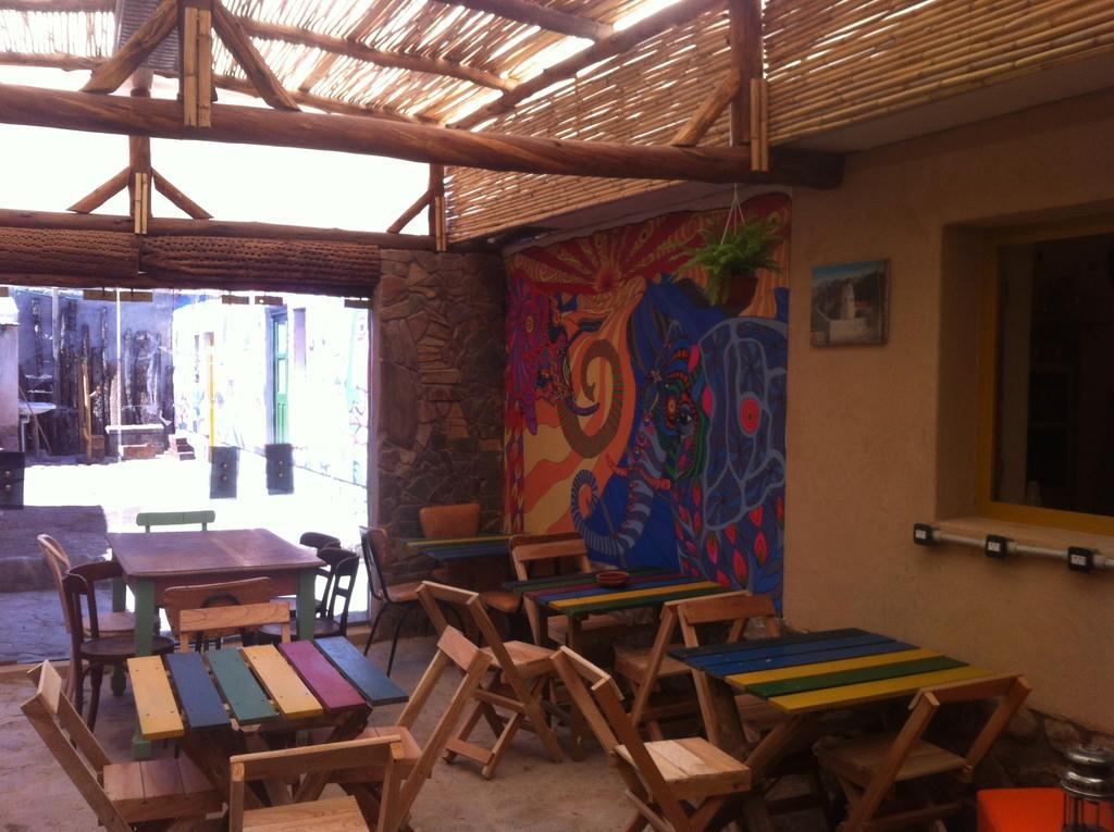 Giramundo Hostel Humahuaca Exterior photo