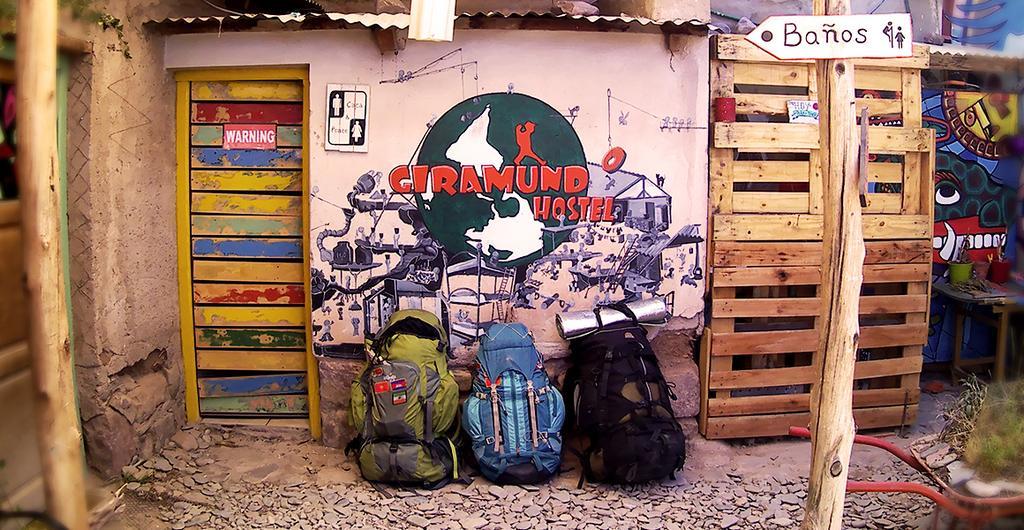 Giramundo Hostel Humahuaca Exterior photo